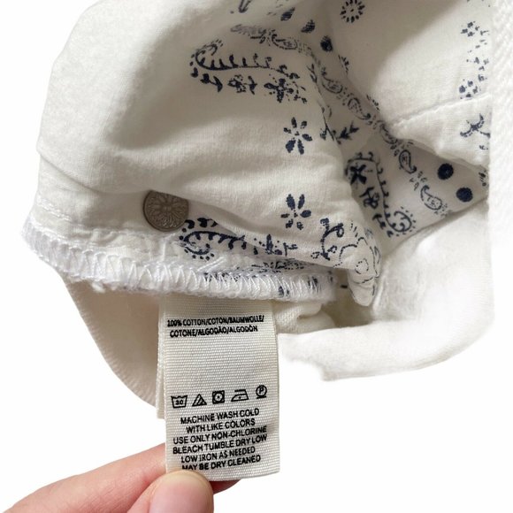 We The Free By Free People Sophia White Distressed Denim Shorts Size 26 - Picture 6 of 6